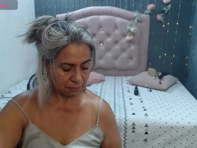 lalisha-96 live cam on BongaCams