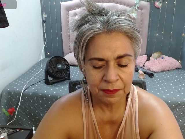 lalisha-96 live cam on BongaCams