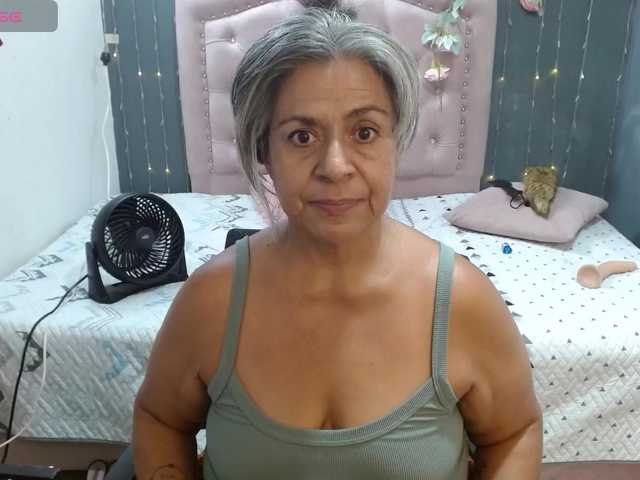 lalisha-96 live cam on BongaCams