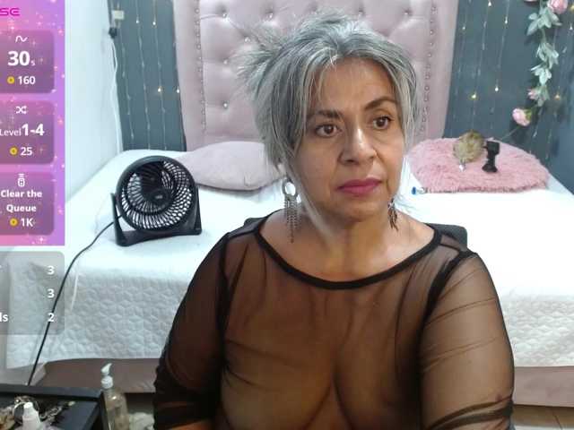lalisha-96 live cam on BongaCams