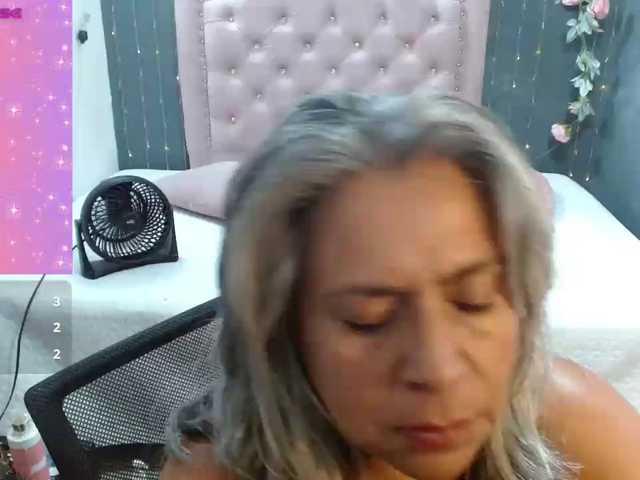 lalisha-96, en directo ahora en BongaCams