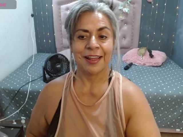 lalisha-96 live cam on BongaCams
