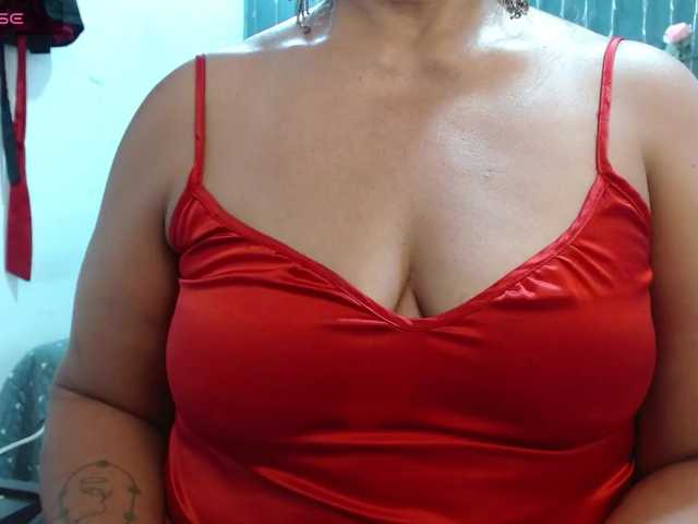 lalisha-96 live cam on BongaCams
