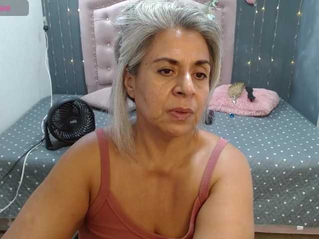 lalisha-96 live cam on BongaCams