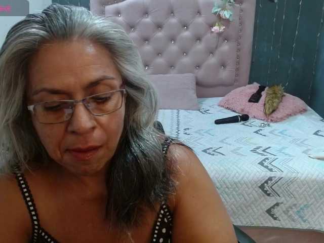 lalisha-96 live cam on BongaCams