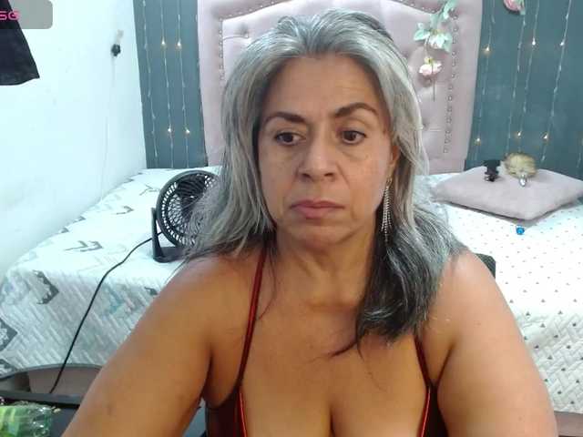 lalisha-96 live cam on BongaCams