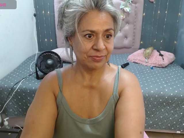 lalisha-96 live cam on BongaCams