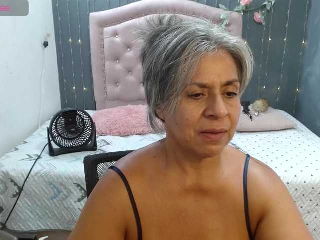 lalisha-96 live cam on BongaCams