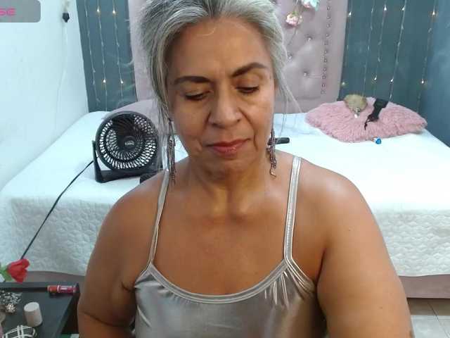 lalisha-96 live cam on BongaCams