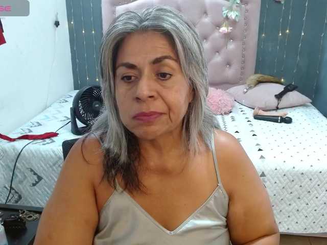 lalisha-96 live cam on BongaCams
