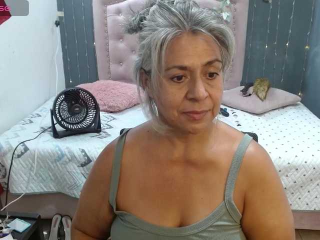 lalisha-96 live cam on BongaCams
