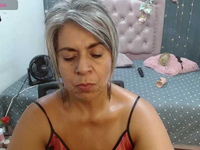lalisha-96 live cam on BongaCams