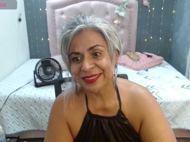 lalisha-96 live cam on BongaCams