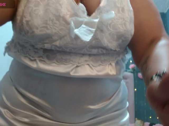 lalisha-96 live cam on BongaCams