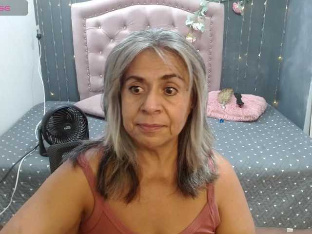 lalisha-96 live cam on BongaCams