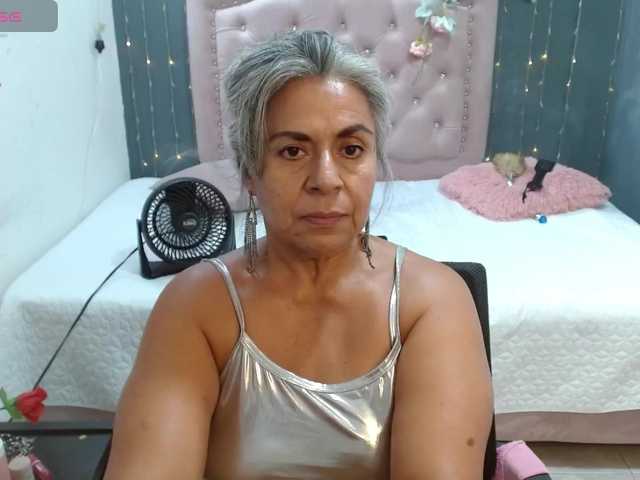 lalisha-96 live cam on BongaCams