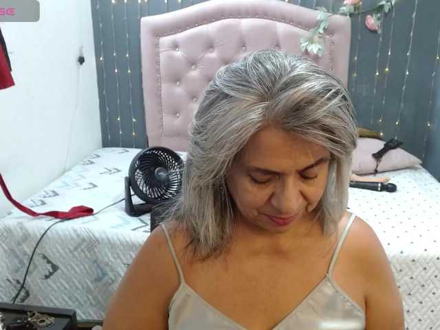 lalisha-96 live cam on BongaCams