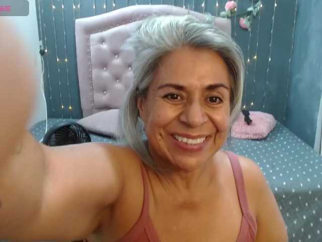 lalisha-96 live cam on BongaCams