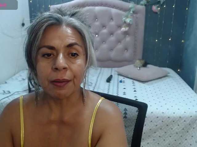 lalisha-96 live cam on BongaCams