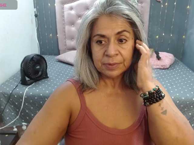 lalisha-96 live cam on BongaCams