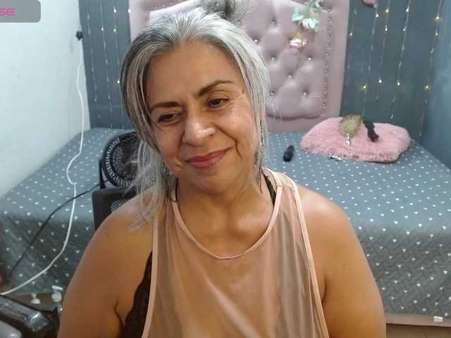 lalisha-96 live cam on BongaCams