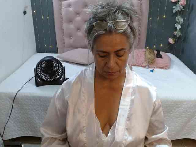 nude live chatroom Lalisha-96