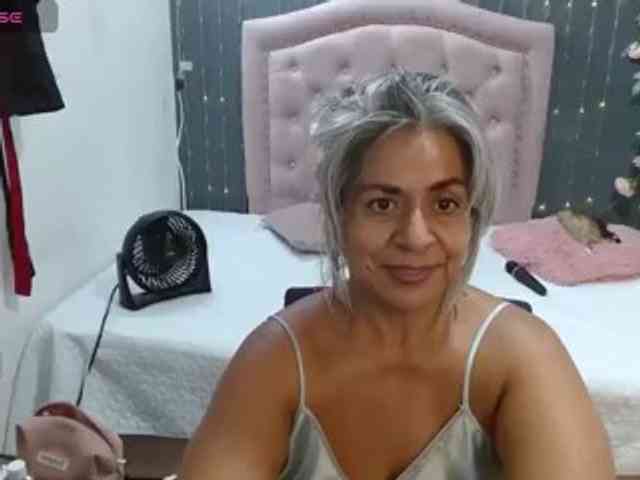 lalisha-96's live room