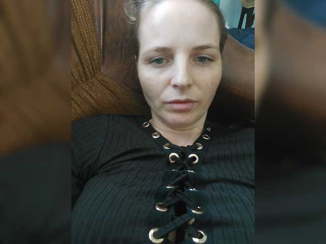 Lulu-Erotica live cam on BongaCams