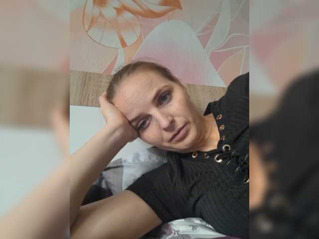 Lulu-Erotica live cam on BongaCams