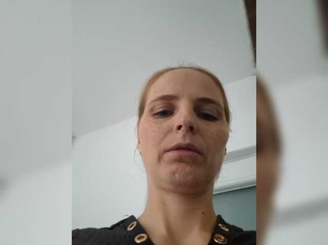 Lulu-Erotica live cam on BongaCams