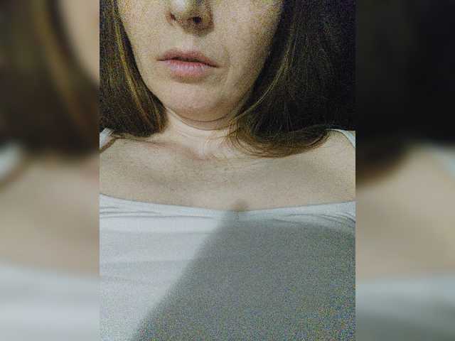 Lulu-Erotica's BongaCams show and profile