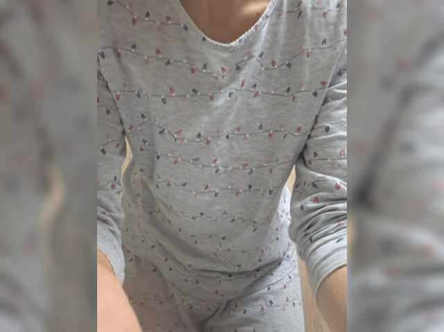 Lulu-Erotica live cam on BongaCams