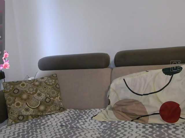 Lulu-Erotica live cam on BongaCams