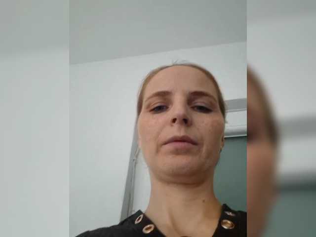 Lulu-Erotica live cam on BongaCams
