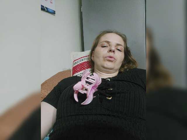 Lulu-Erotica live cam on BongaCams