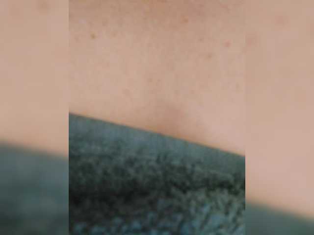 Lulu-Erotica's BongaCams show and profile