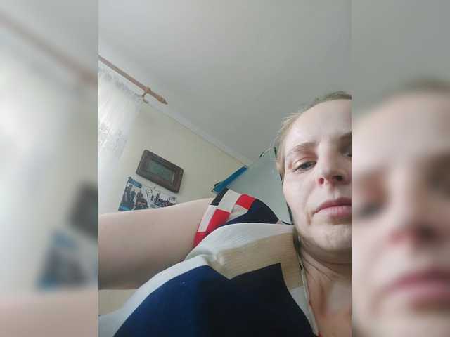 Lulu-Erotica live cam on BongaCams
