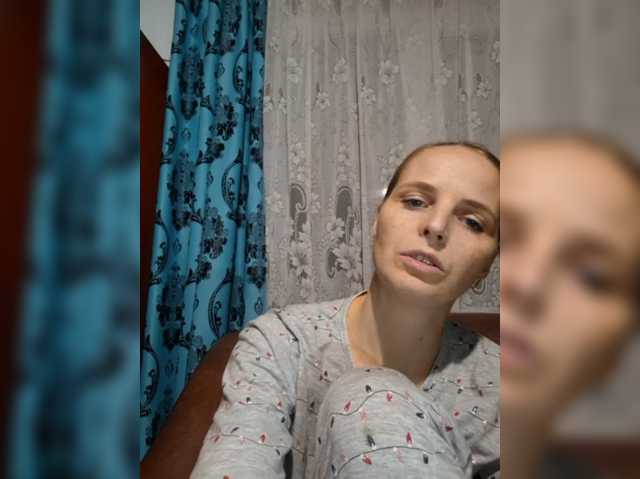 Lulu-Erotica live cam on BongaCams