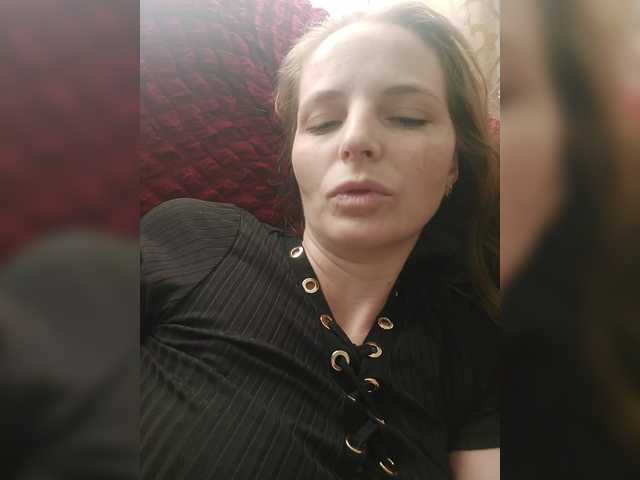 Lulu-Erotica live cam on BongaCams