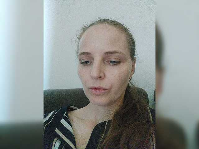 Lulu-Erotica live cam on BongaCams