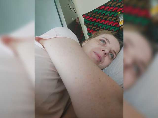 Lulu-Erotica live cam on BongaCams