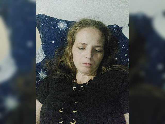 Lulu-Erotica live cam on BongaCams