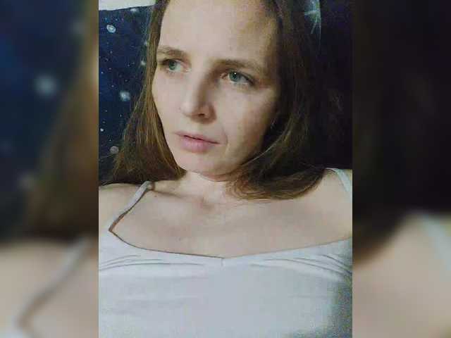 Lulu-Erotica's BongaCams show and profile