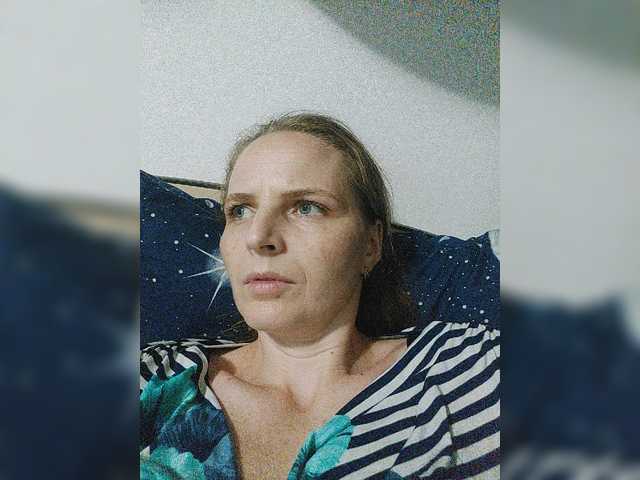 Lulu-Erotica live cam on BongaCams