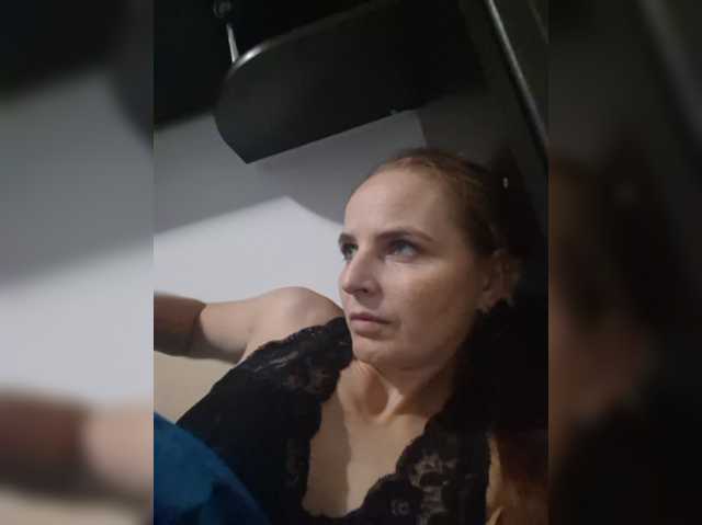 Lulu-Erotica live cam on BongaCams