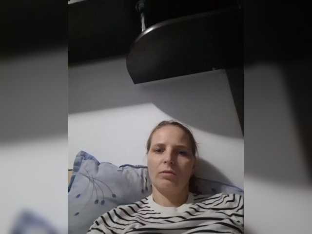 Lulu-Erotica live cam on BongaCams