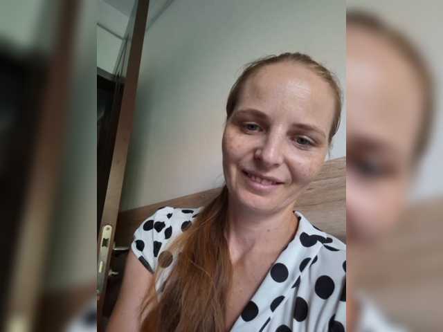 Lulu-Erotica live cam on BongaCams