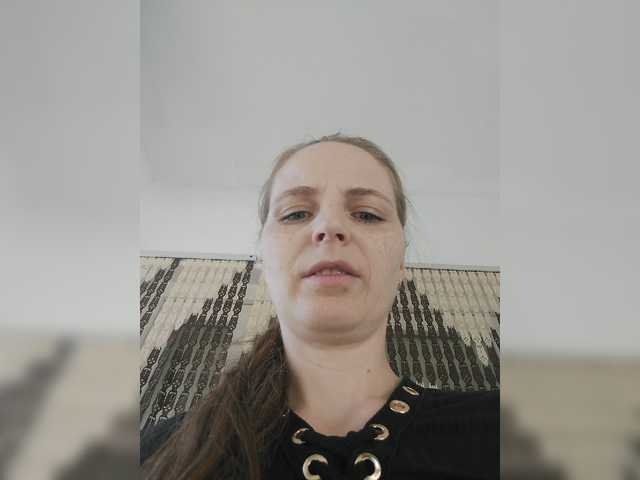 Lulu-Erotica live cam on BongaCams