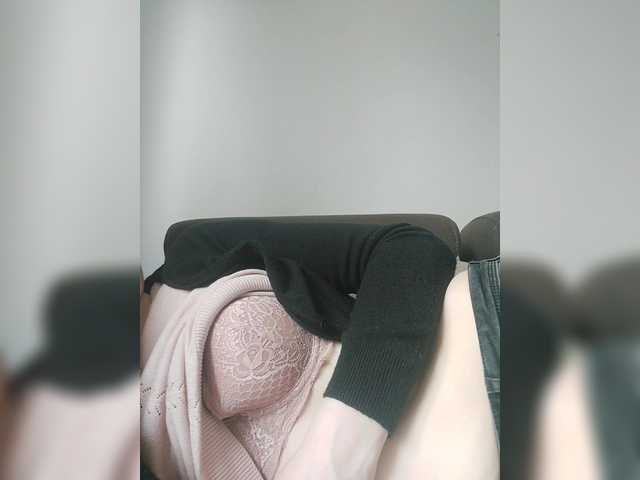 Lulu-Erotica's BongaCams show and profile