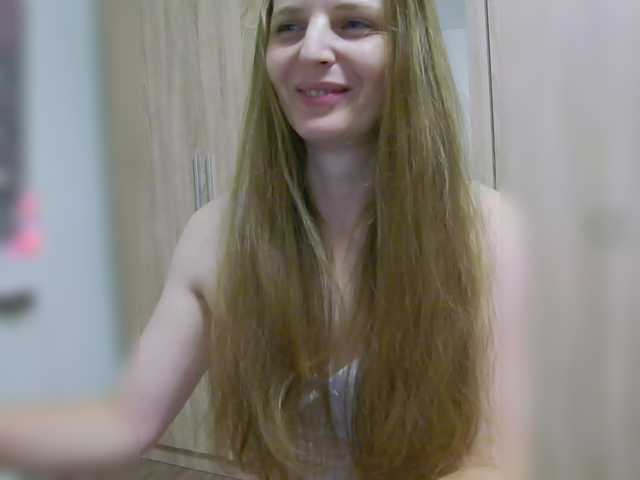 Lulu-Erotica live cam on BongaCams
